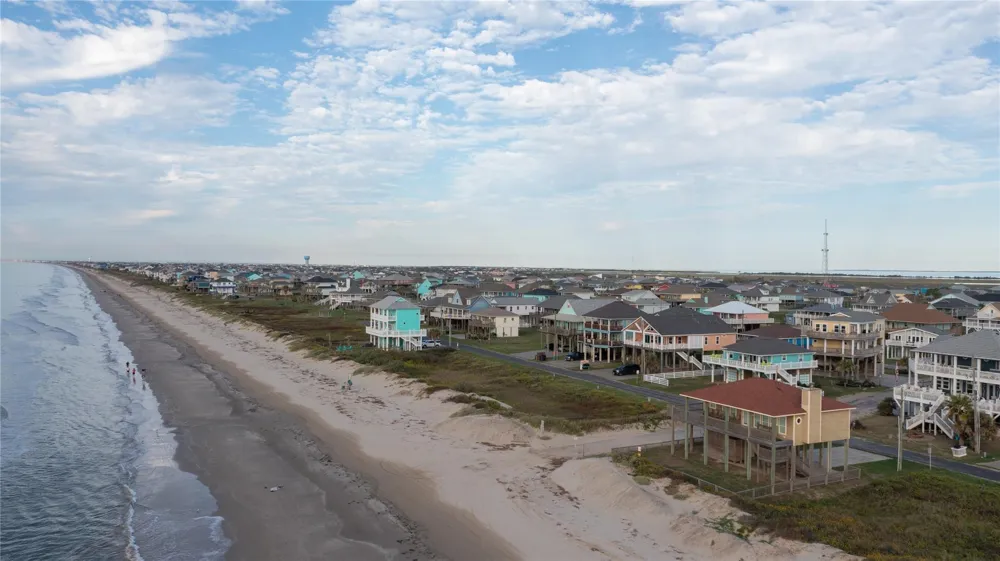 2599 Breaker Drive Bolivar Peninsula, TX 77650