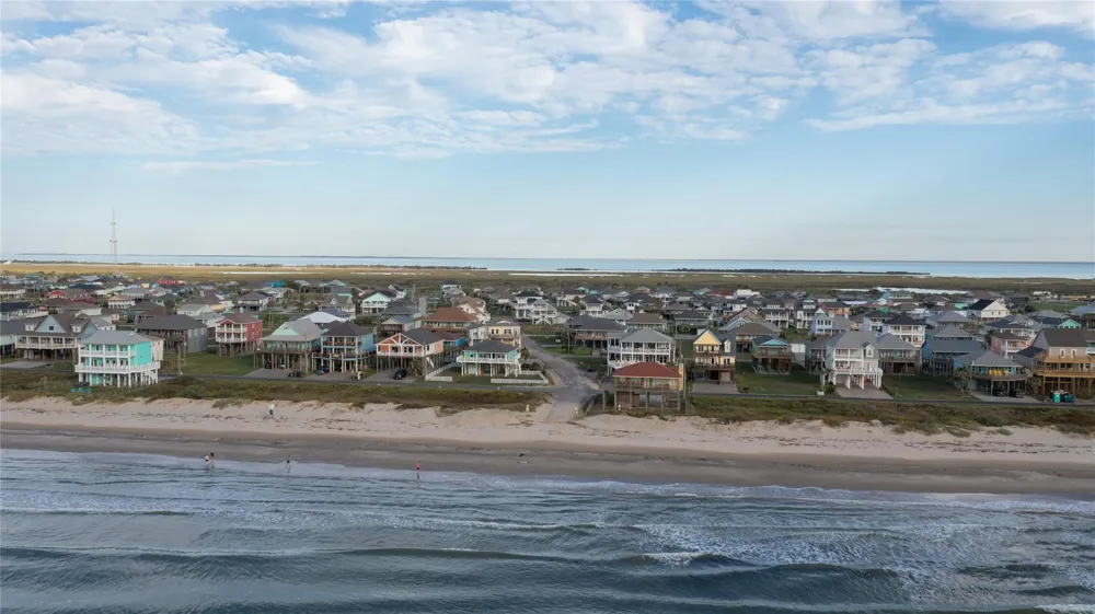 2599 Breaker Drive Bolivar Peninsula, TX 77650