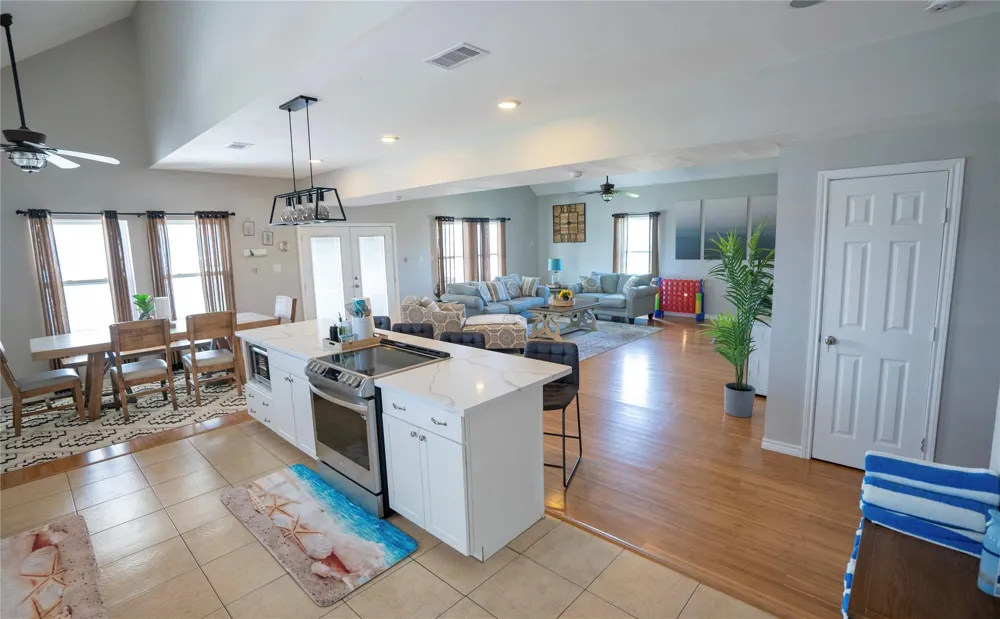 2599 Breaker Drive Bolivar Peninsula, TX 77650