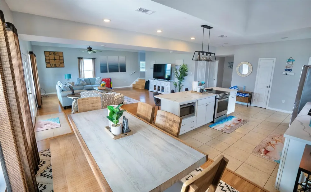 2599 Breaker Drive Bolivar Peninsula, TX 77650