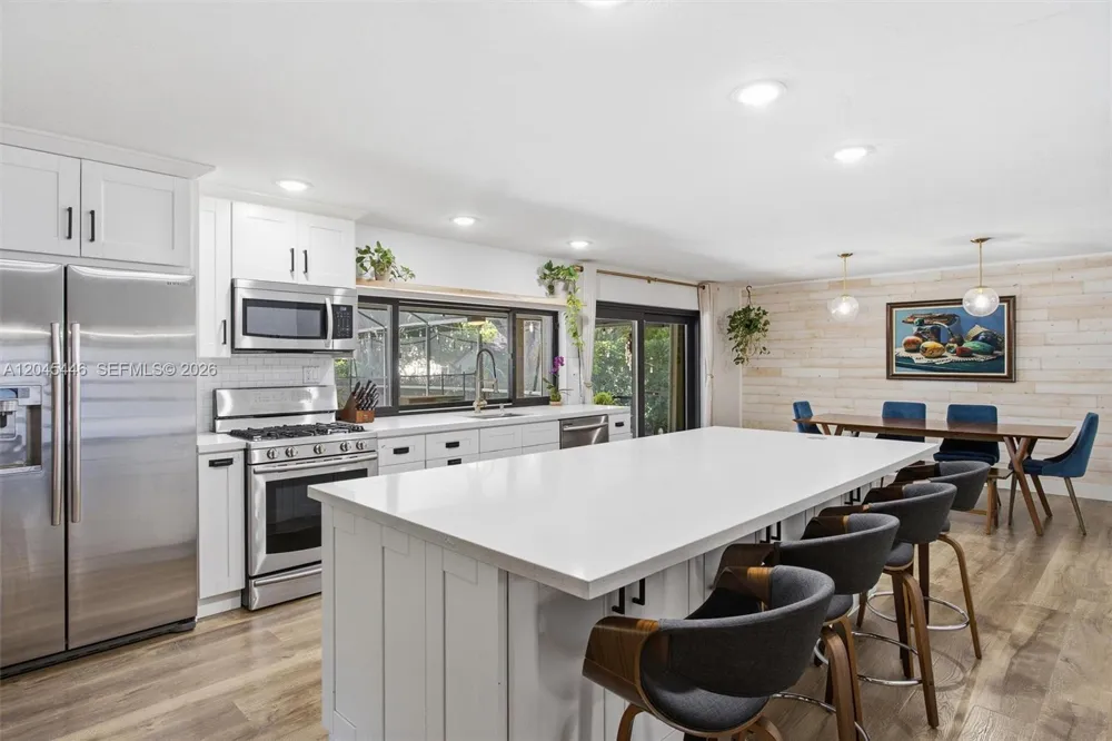 8440 SW 180th St Palmetto Bay, FL 33157