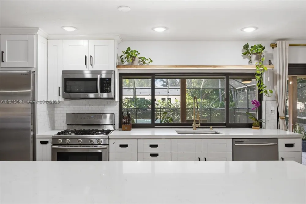 8440 SW 180th St Palmetto Bay, FL 33157