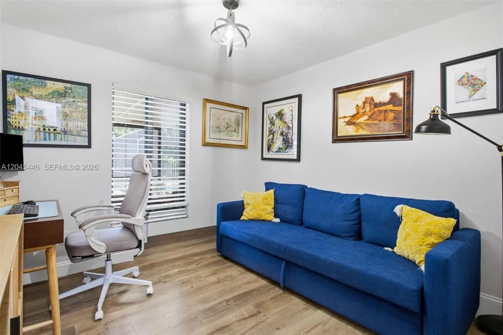 8440 SW 180th St Palmetto Bay, FL 33157