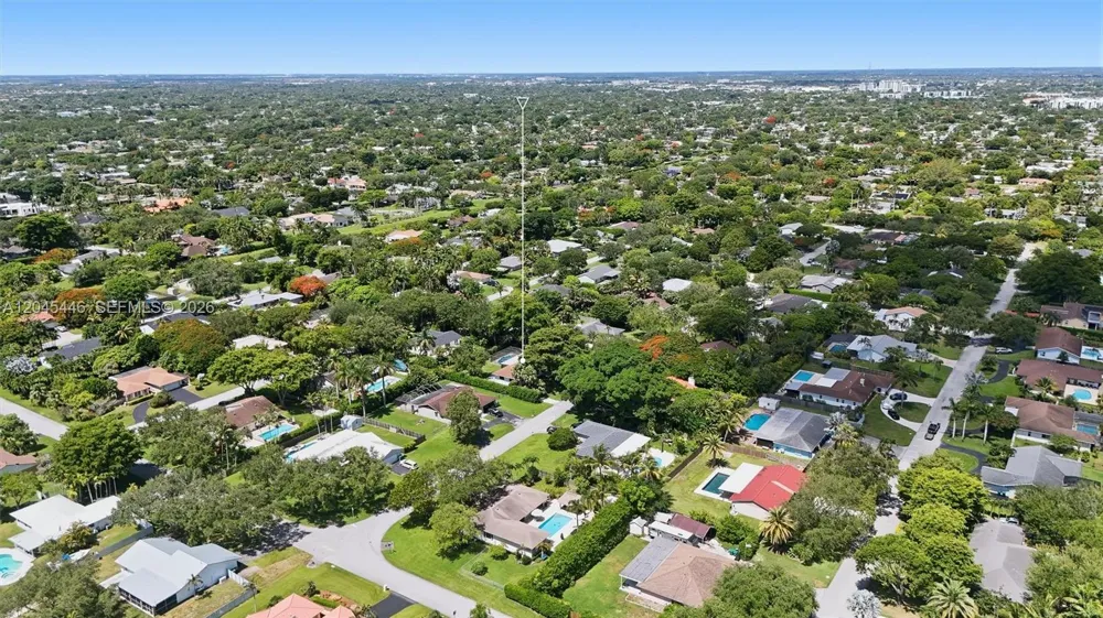8440 SW 180th St Palmetto Bay, FL 33157