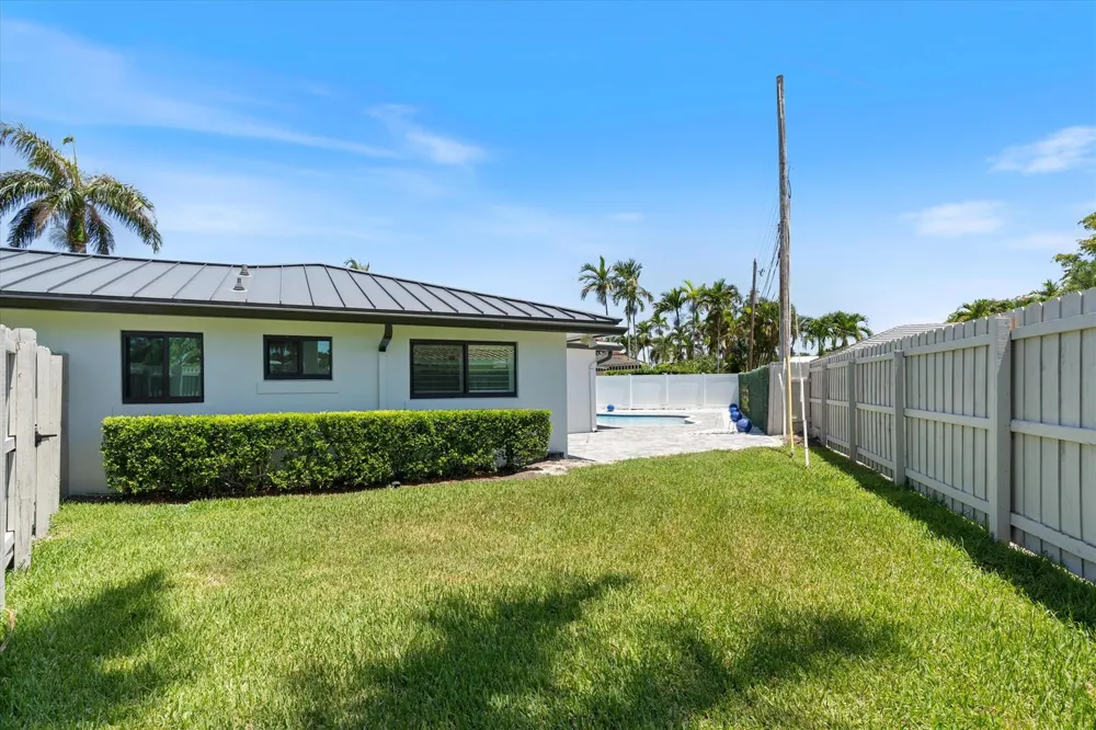 4410 NE 24th Avenue Lighthouse Point, FL 33064
