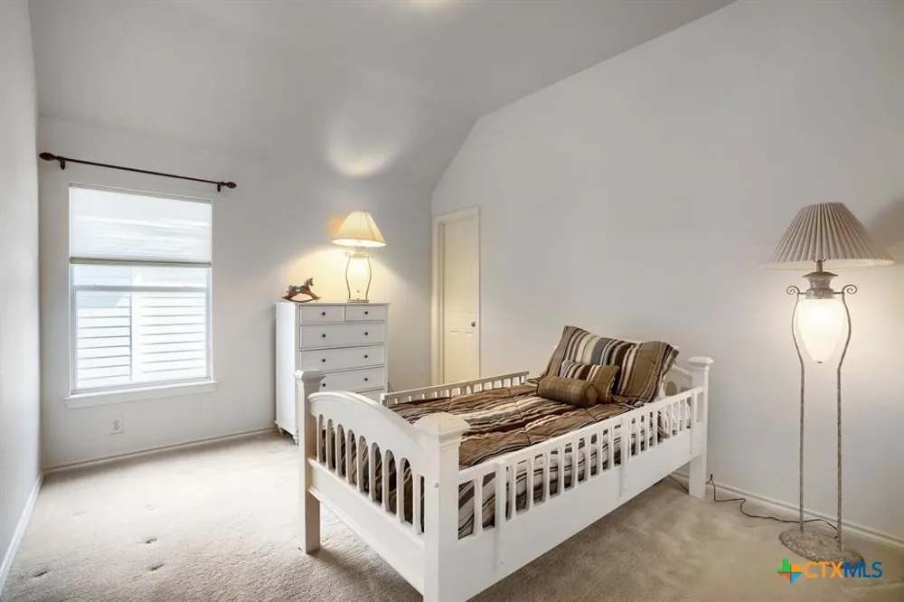 2985 Prairie Bluff Seguin, TX 78155