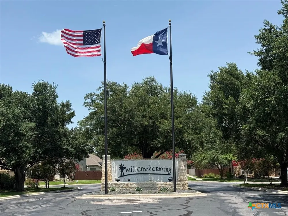 2985 Prairie Bluff Seguin, TX 78155