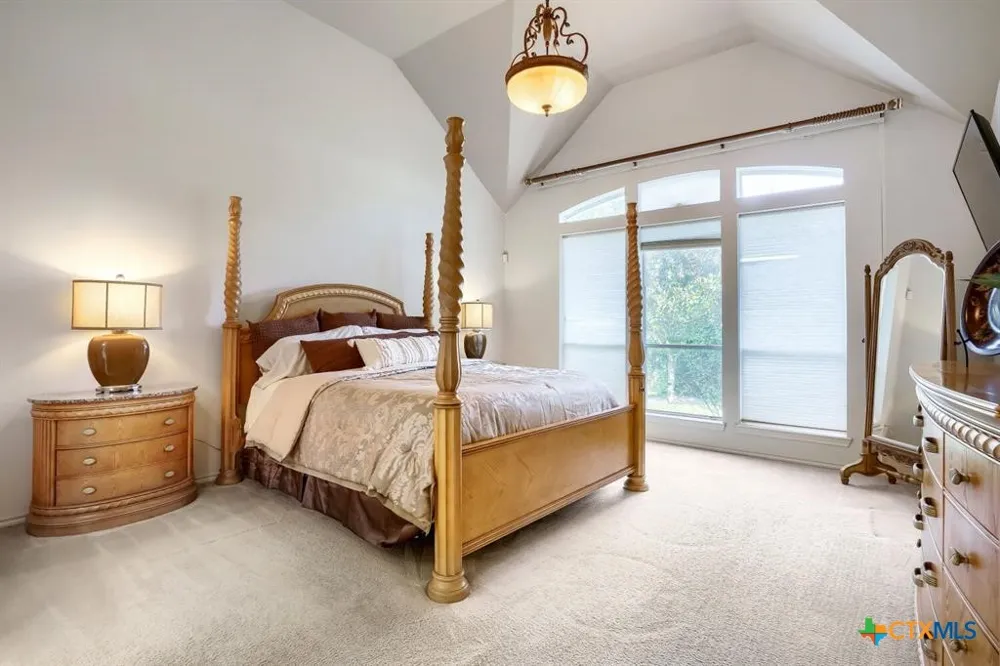 2985 Prairie Bluff Seguin, TX 78155