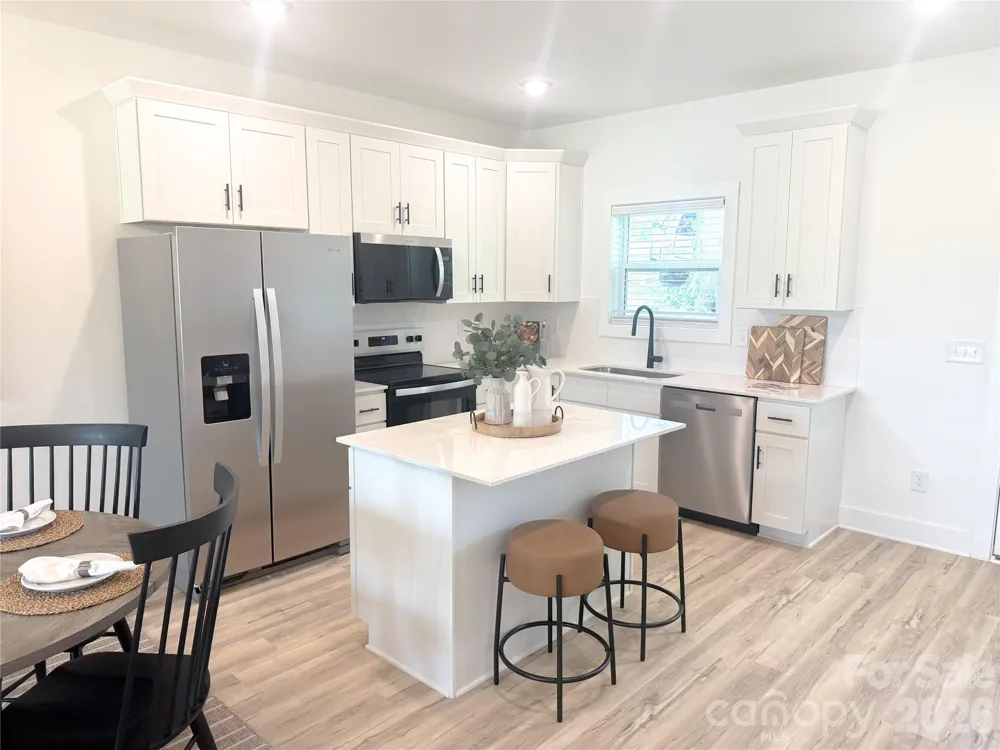 205 E Rice Street Landis, NC 28088