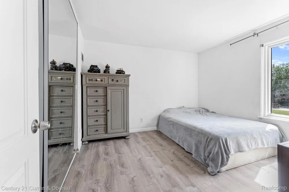 9601 Bayview Drive #301 Ypsilanti Charter Township, MI 48197