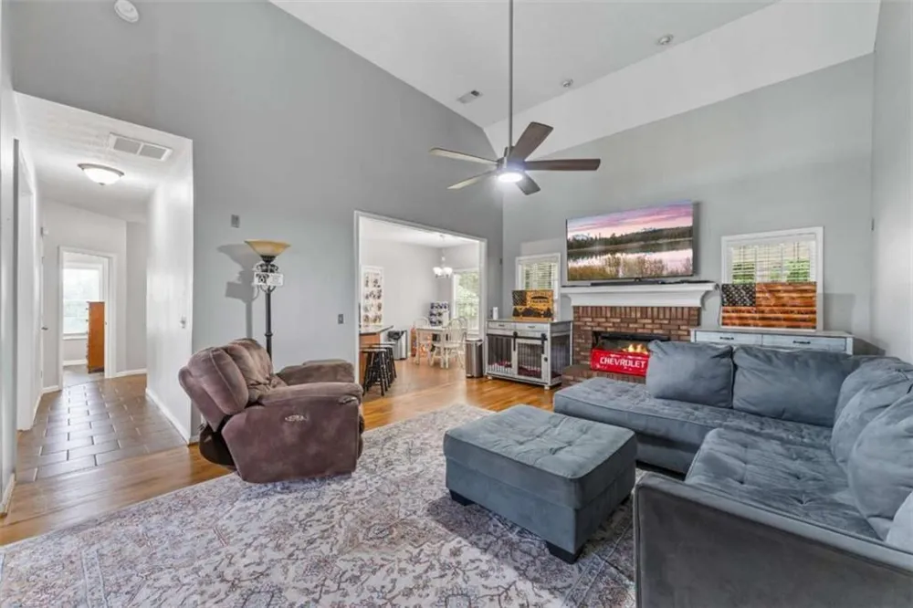 238 Apple Valley Road Commerce, GA 30529