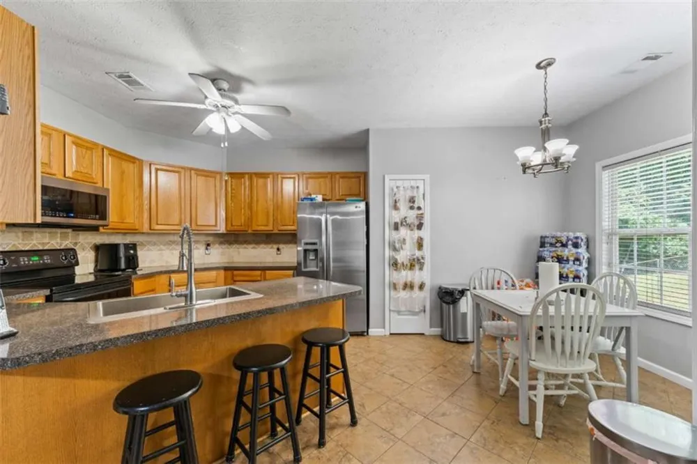 238 Apple Valley Road Commerce, GA 30529