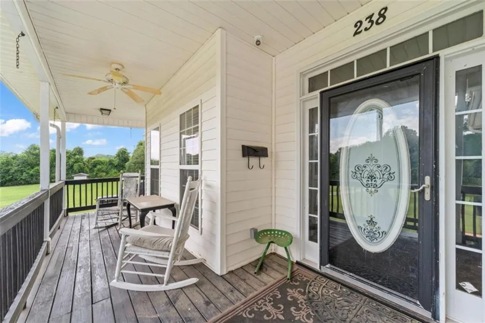 238 Apple Valley Road Commerce, GA 30529