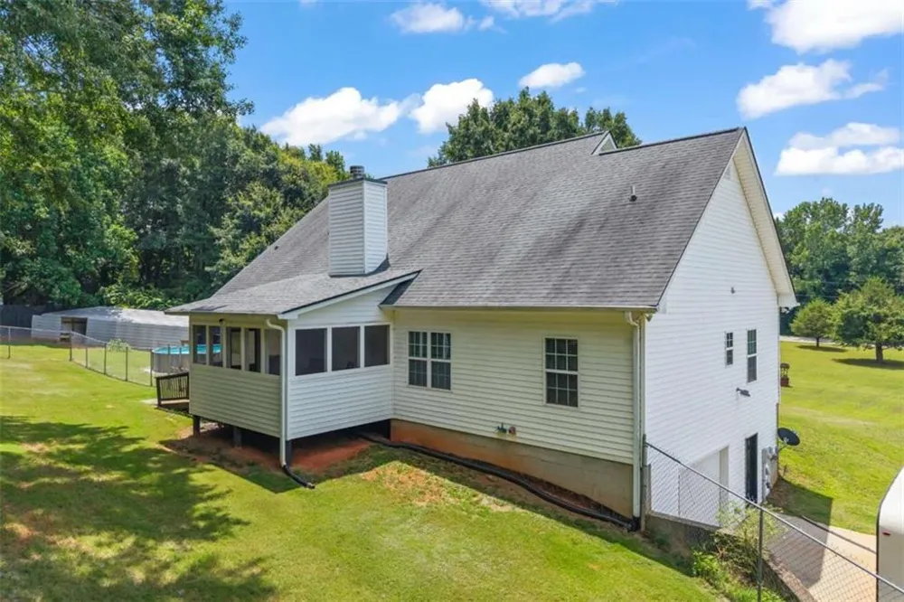 238 Apple Valley Road Commerce, GA 30529