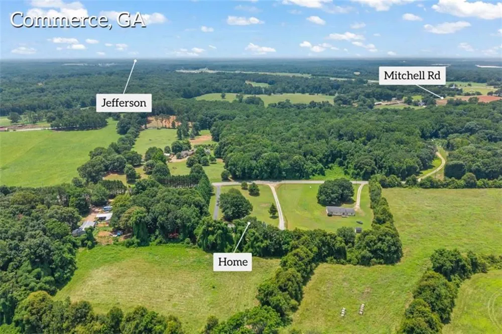 238 Apple Valley Road Commerce, GA 30529