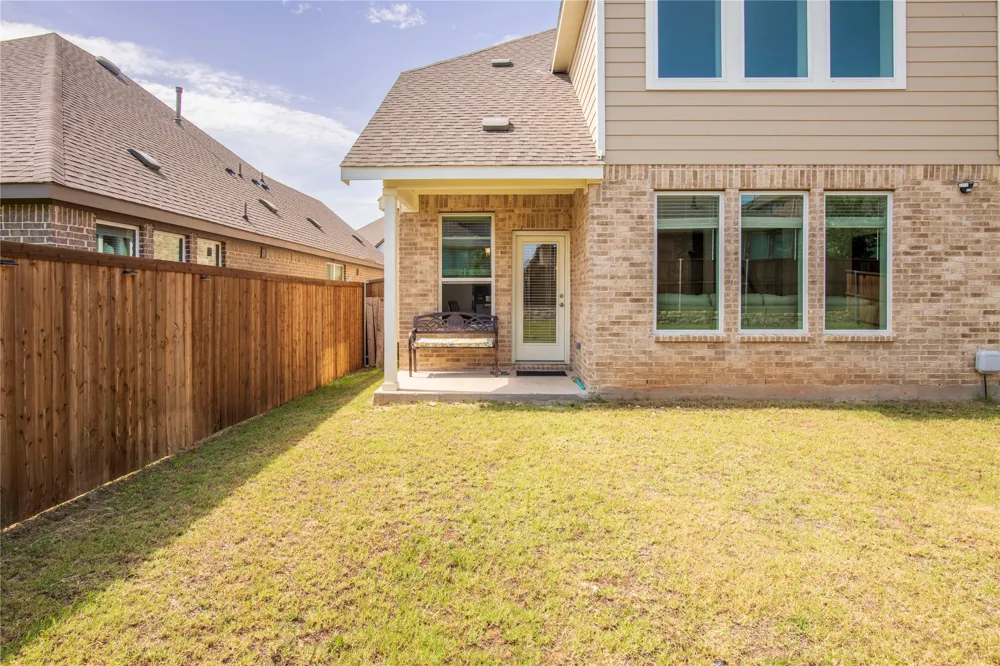 1217 Rosebay Drive Justin, TX 76247