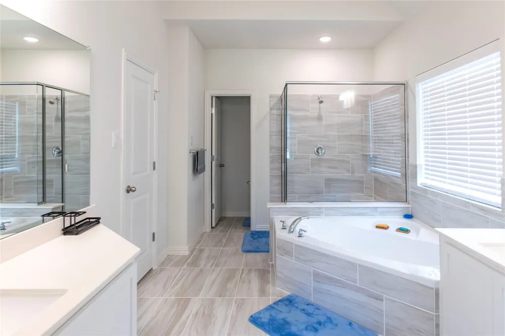 1217 Rosebay Drive Justin, TX 76247