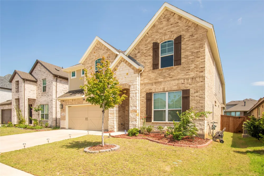 1217 Rosebay Drive Justin, TX 76247