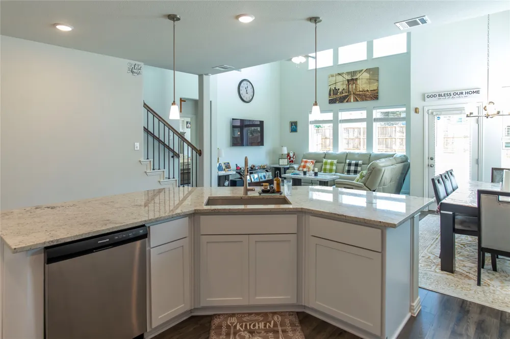 1217 Rosebay Drive Justin, TX 76247