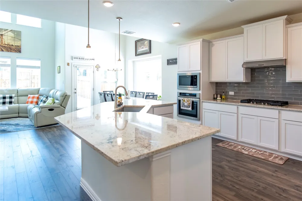 1217 Rosebay Drive Justin, TX 76247