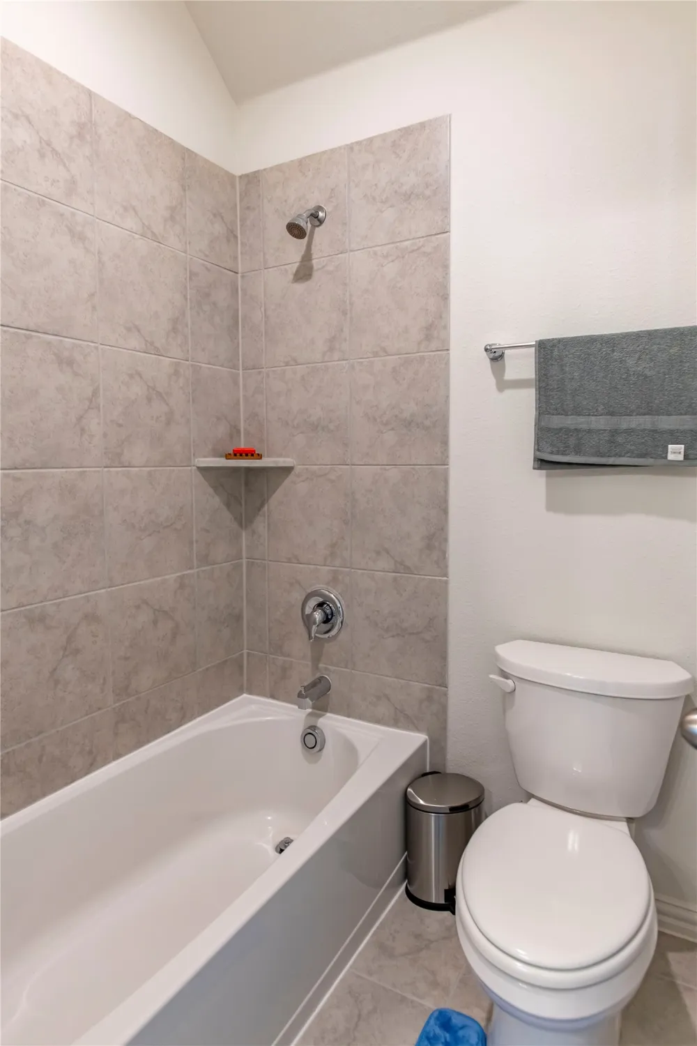 1217 Rosebay Drive Justin, TX 76247
