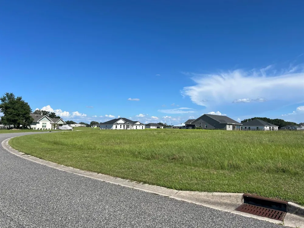 NW 79th Loop ocala, FL 34475