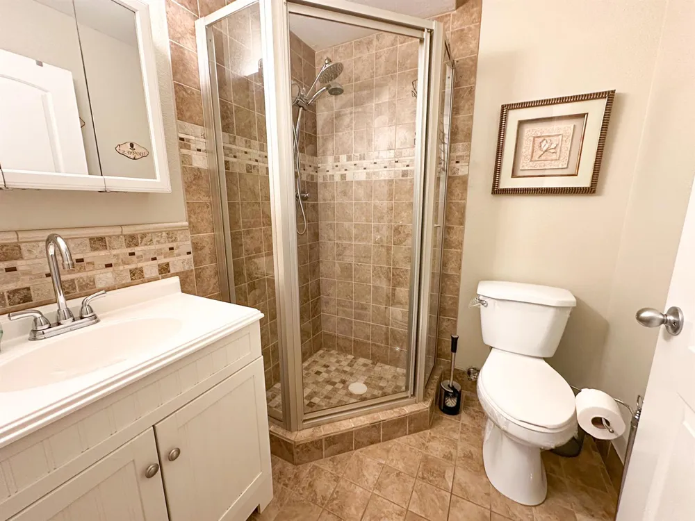 5131 W Oakland Park Boulevard #202 Lauderdale Lakes, FL 33313