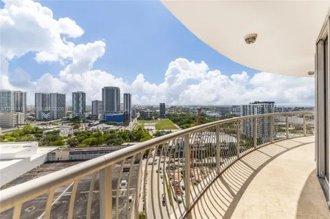 1750 Bayshore Dr #2414