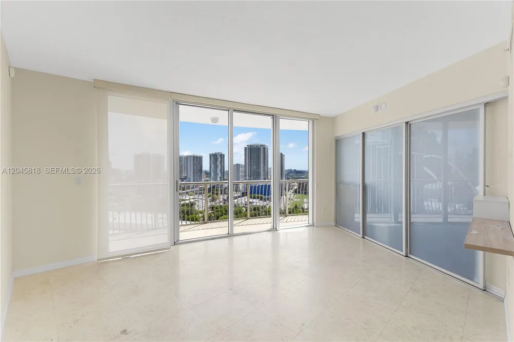 1750 Bayshore Dr #2414 Miami, FL 33132