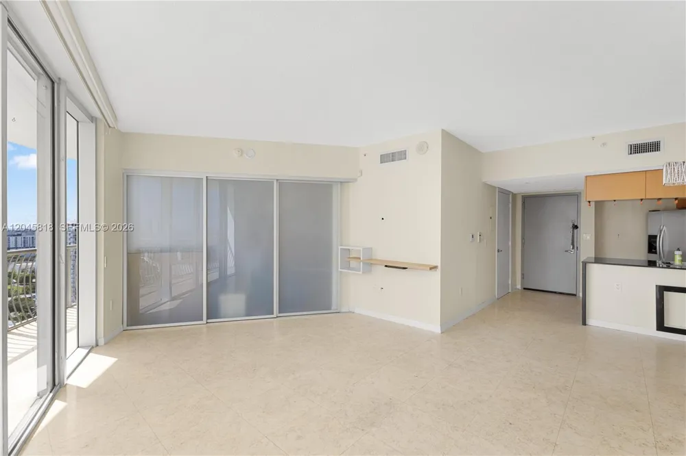 1750 Bayshore Dr #2414 Miami, FL 33132