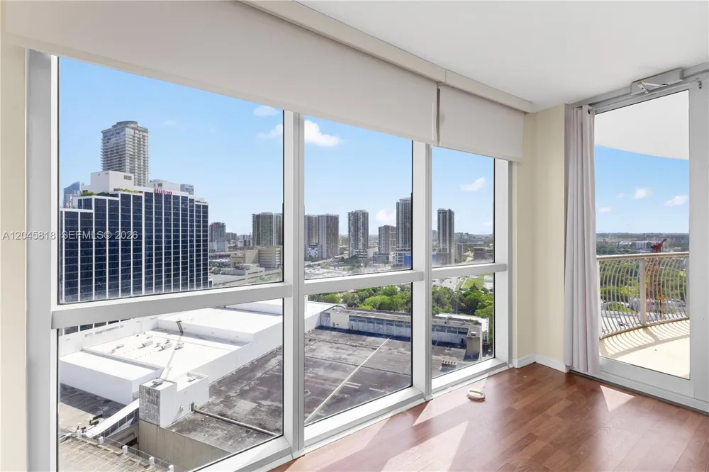 1750 Bayshore Dr #2414 Miami, FL 33132