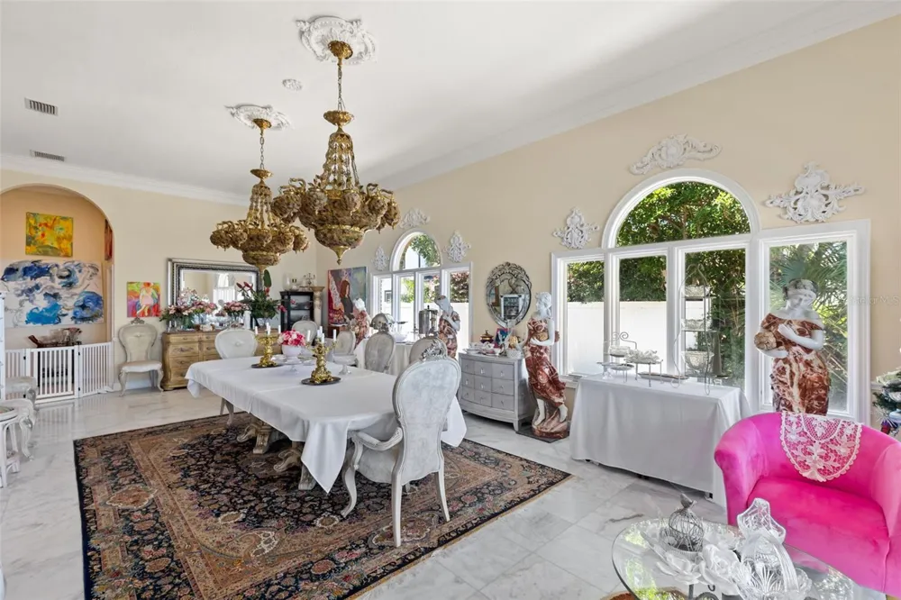 6118 RIVERVIEW BOULEVARD Bradenton, FL 34209