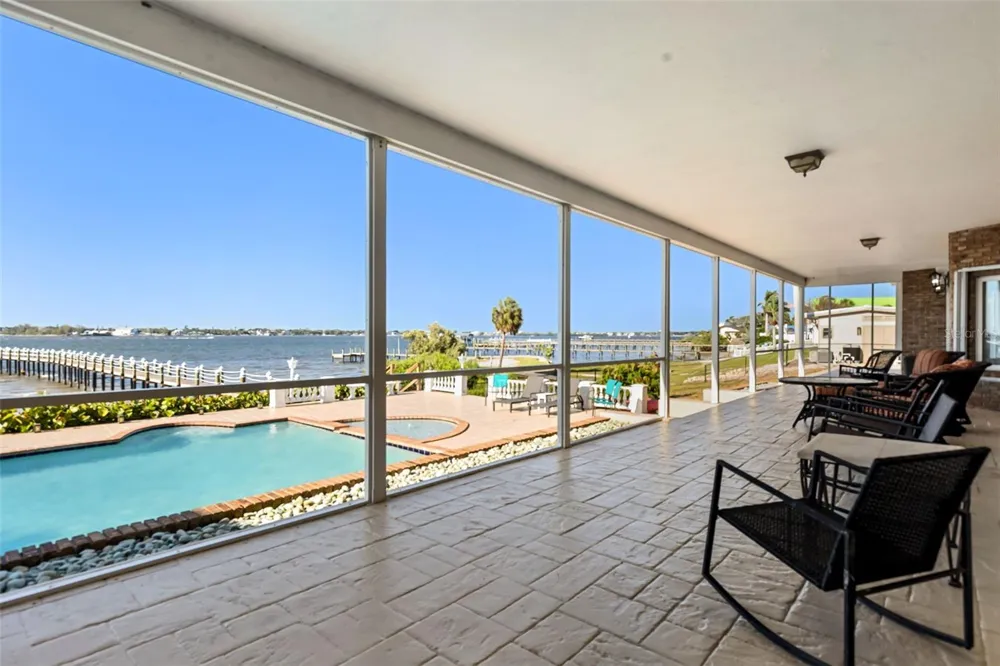 6118 RIVERVIEW BOULEVARD Bradenton, FL 34209