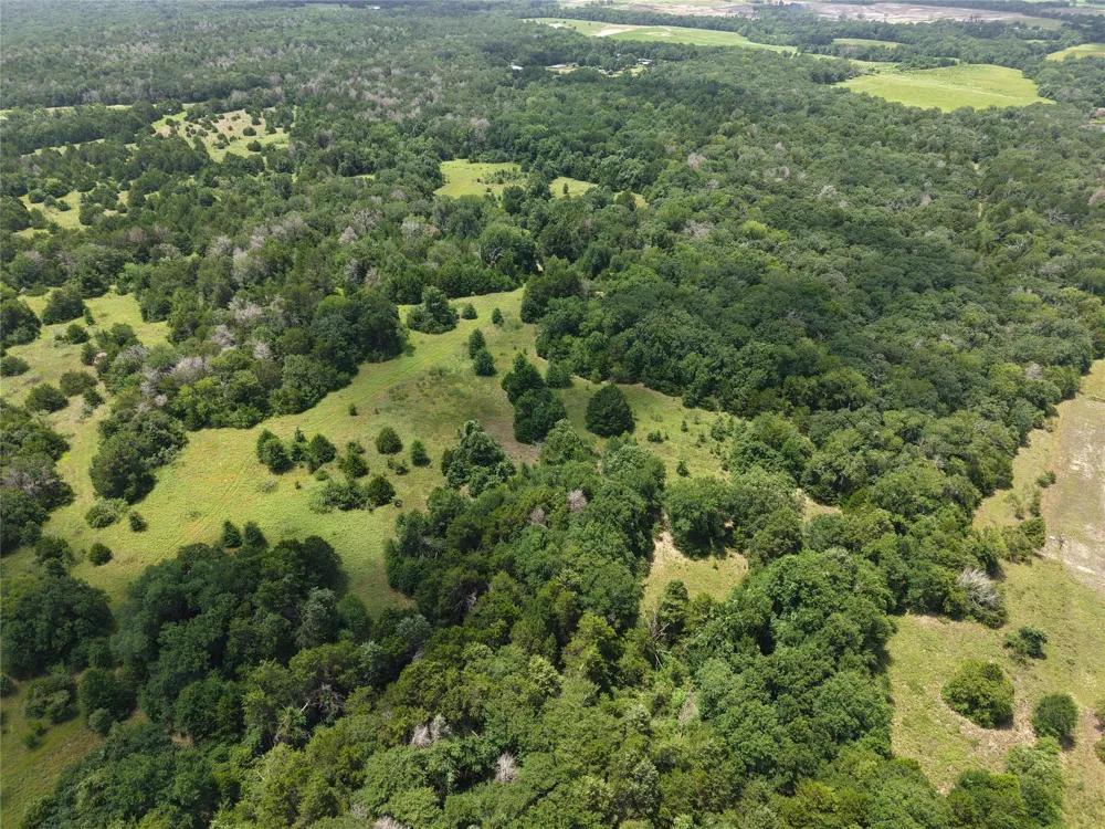 Lcr 758 Thornton, TX 76687