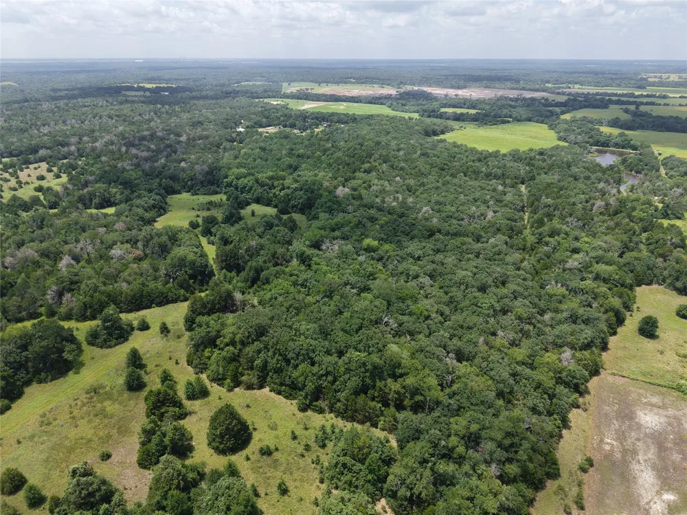 Lcr 758 Thornton, TX 76687