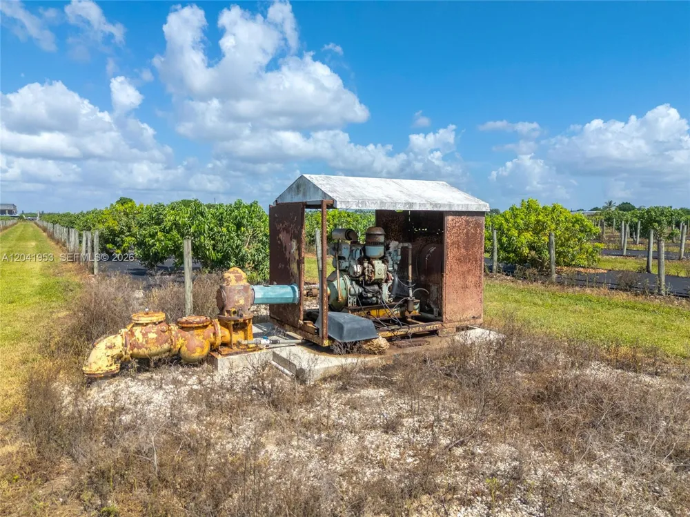 320 Sw 217 Ave Homestead, FL 33030