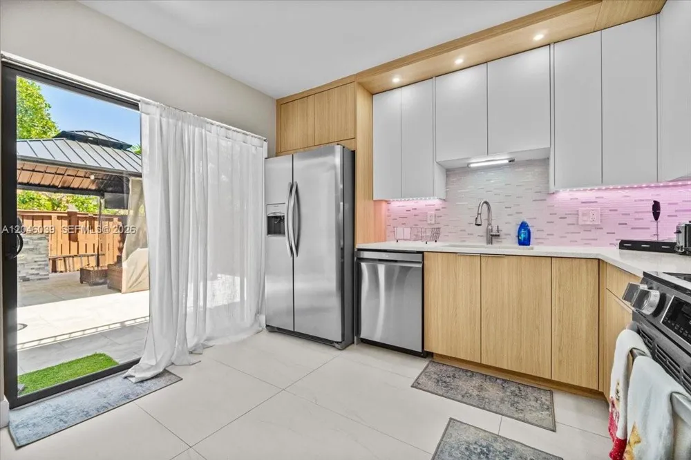 2891 SW 11th Pl Deerfield Beach, FL 33442