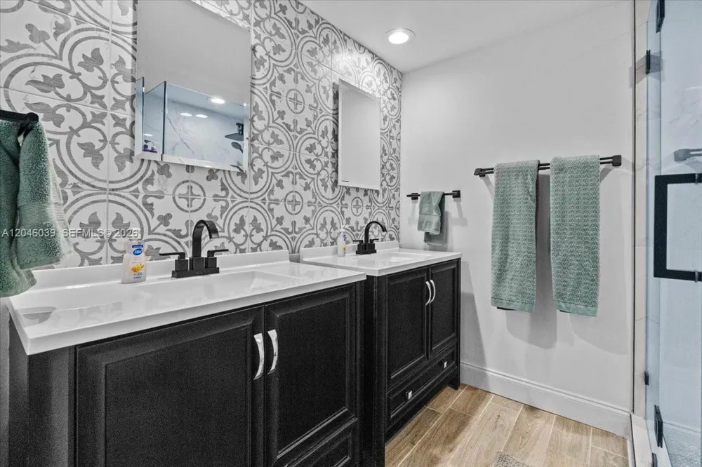 2891 SW 11th Pl Deerfield Beach, FL 33442