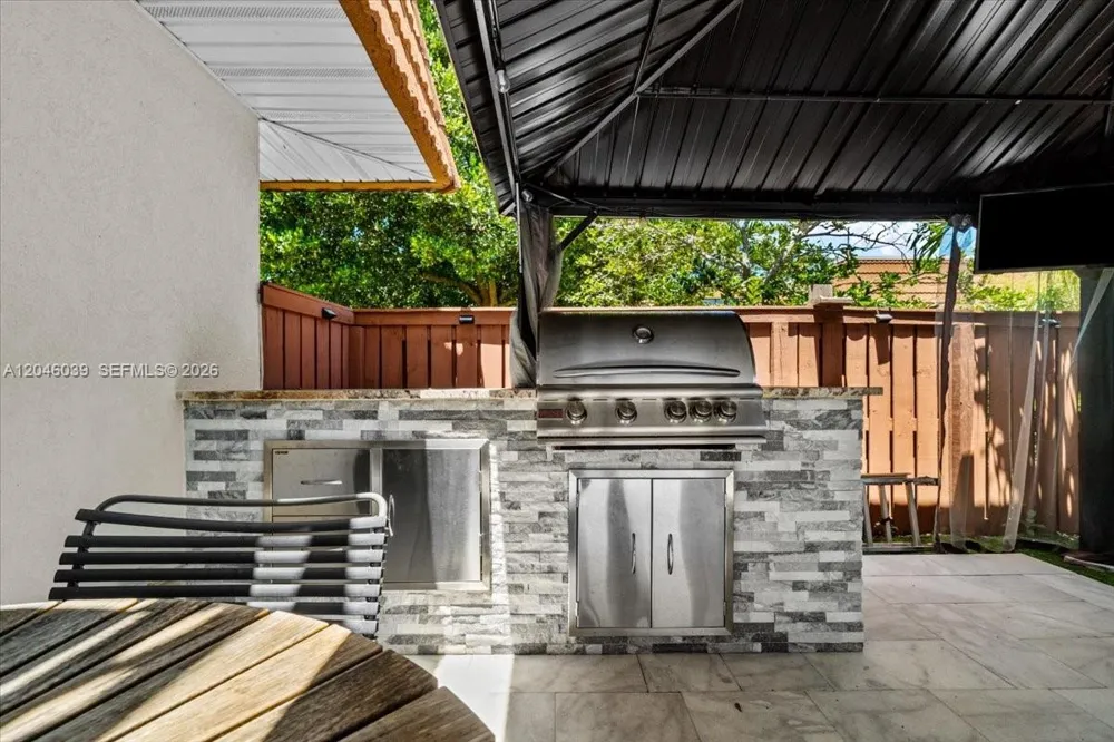 2891 SW 11th Pl Deerfield Beach, FL 33442