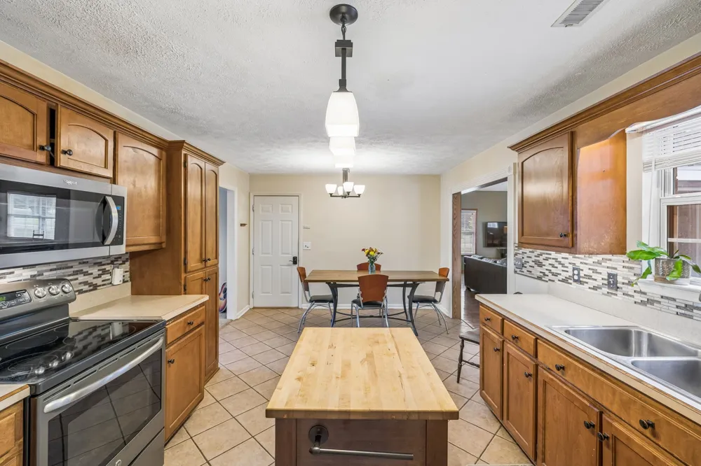5633 Constantine Dr Rockvale, TN 37153