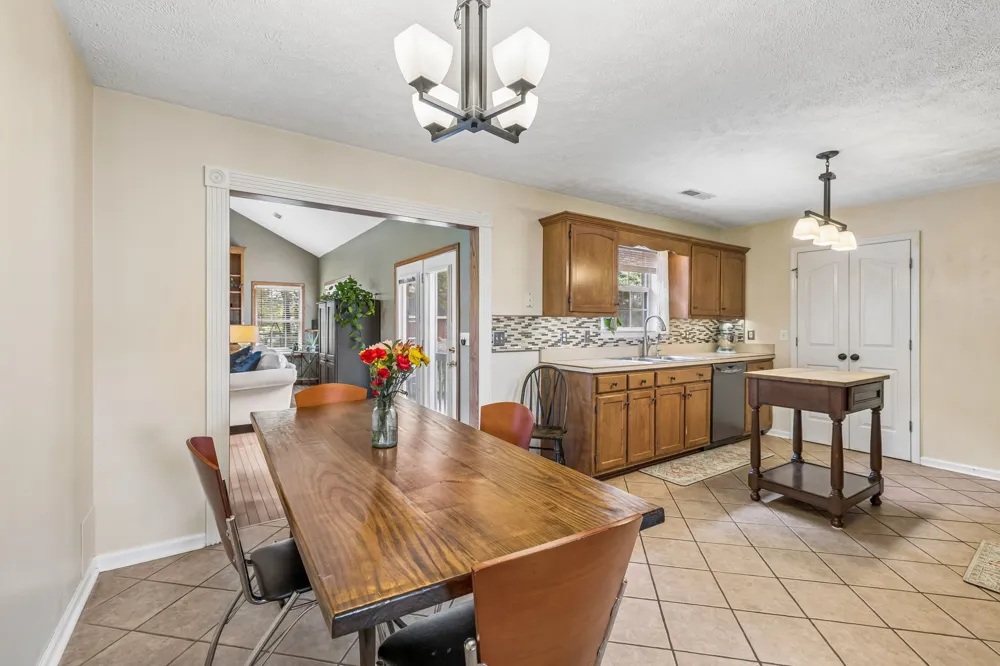 5633 Constantine Dr Rockvale, TN 37153