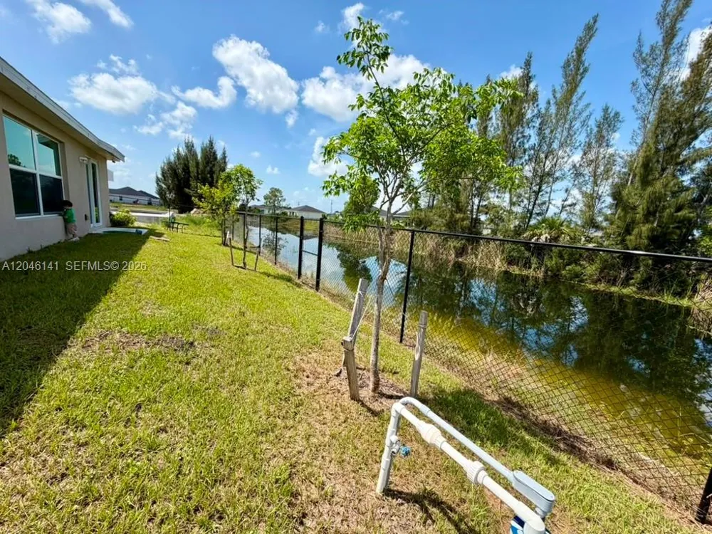 4104 NE 12TH CT Cape Coral, FL 33909