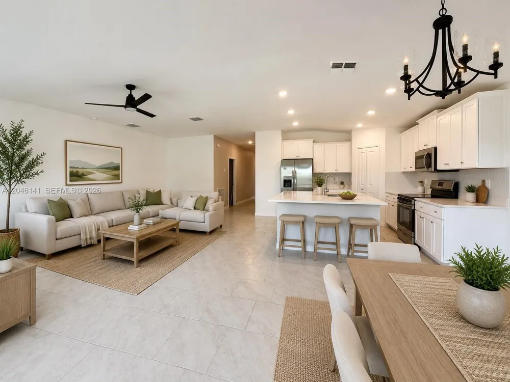 4104 NE 12TH CT Cape Coral, FL 33909
