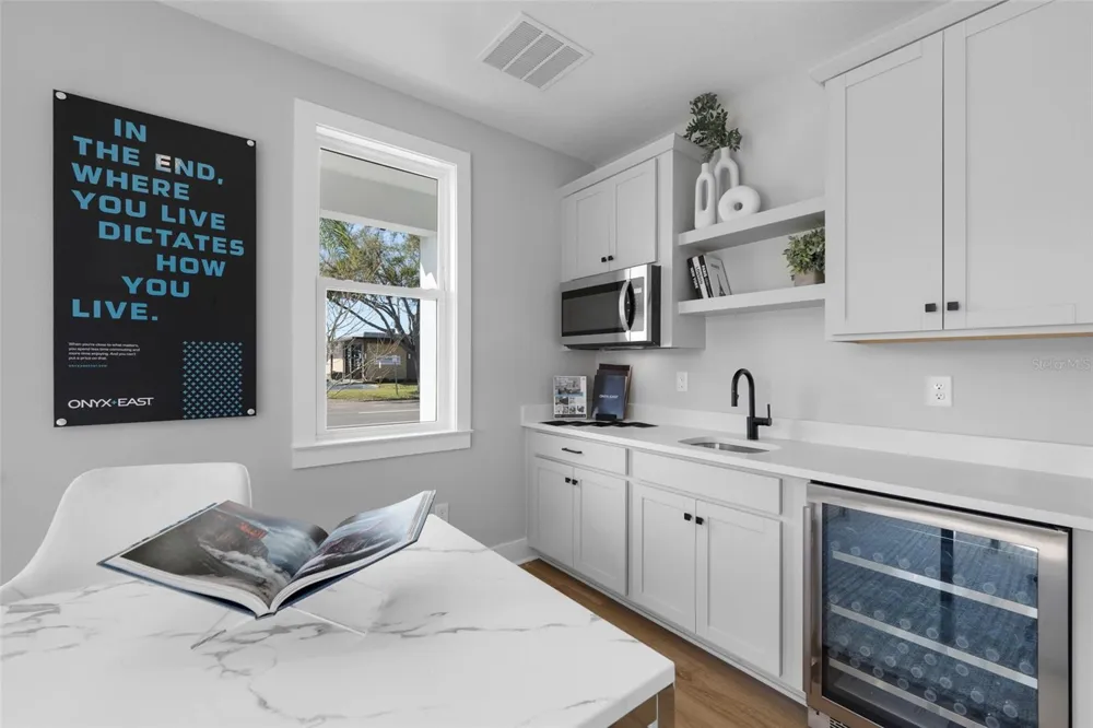 3009 1ST AVENUE St Petersburg, FL 33713