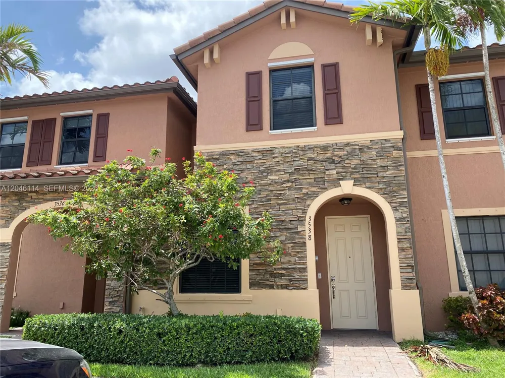 3538 W 88th Terrace #3538 Hialeah Gardens, FL 33018