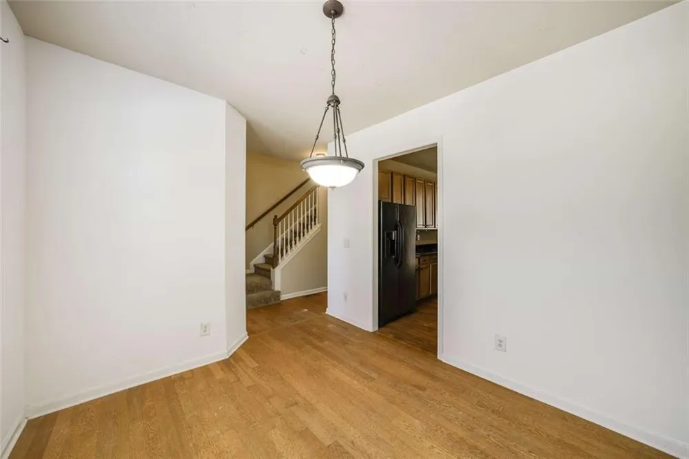 1798 Oakbrook Lane NW #8 Kennesaw, GA 30152