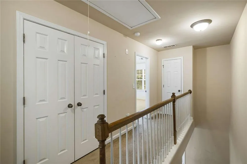1798 Oakbrook Lane NW #8 Kennesaw, GA 30152
