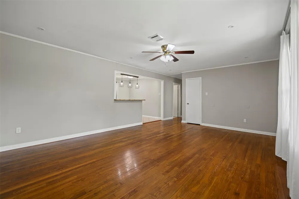 617 Graceland Street Houston, TX 77009