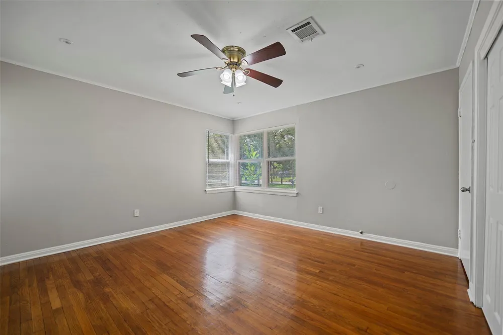 617 Graceland Street Houston, TX 77009
