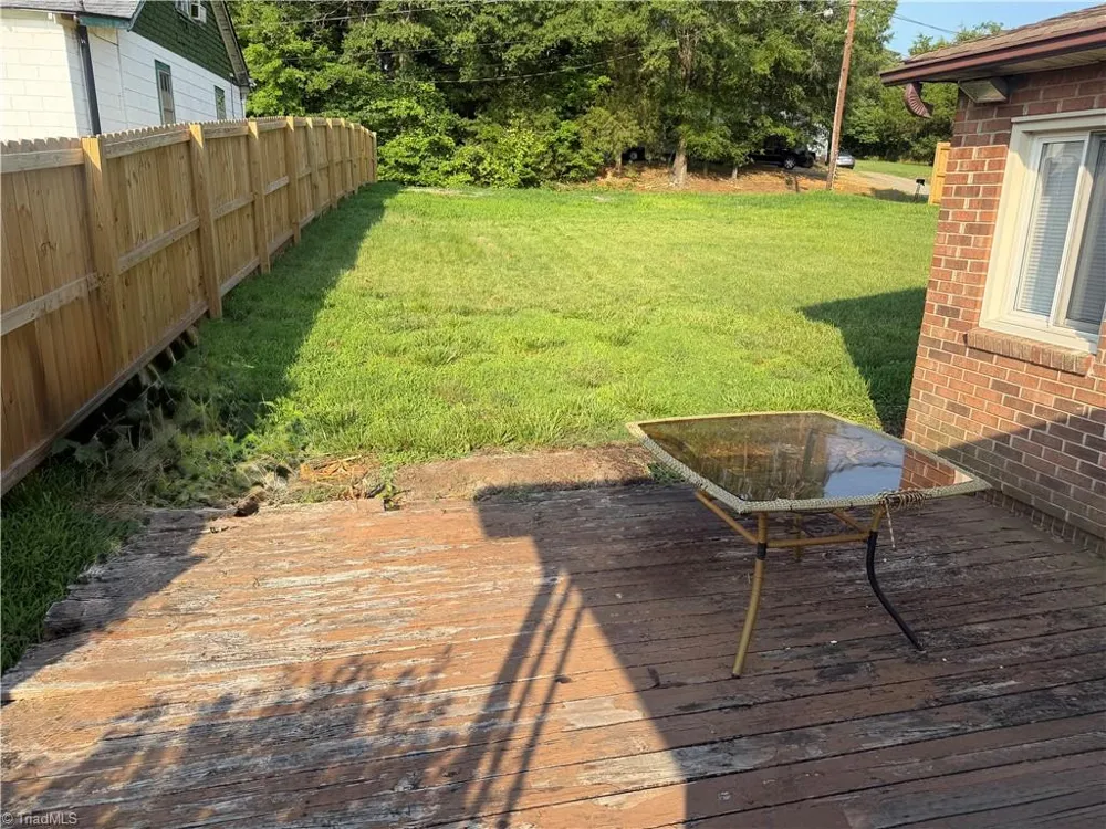 612 School Street Walnut Cove, NC 27052